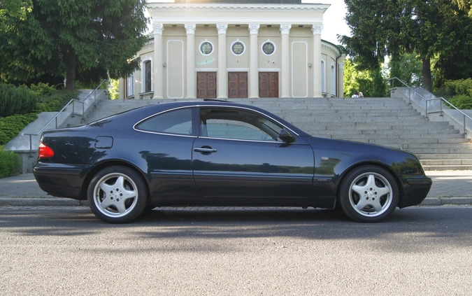 Mercedes-Benz CLK cena 26900 przebieg: 193228, rok produkcji 1997 z Poznań małe 301